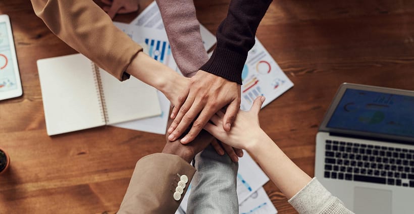 pexels-fauxels-3184418